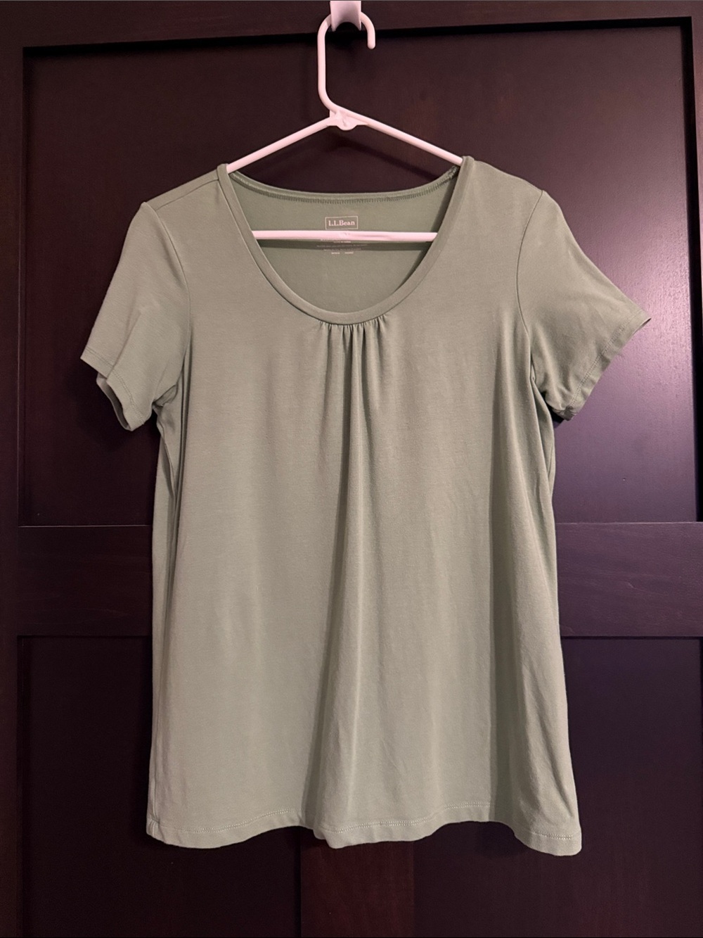 L.L. Bean Short-Sleeve Scoop Neck Tee in bright Sage
